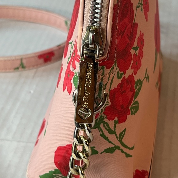Betsey Johnson Floral Dome Crossbody Bag - Picture 4 of 16